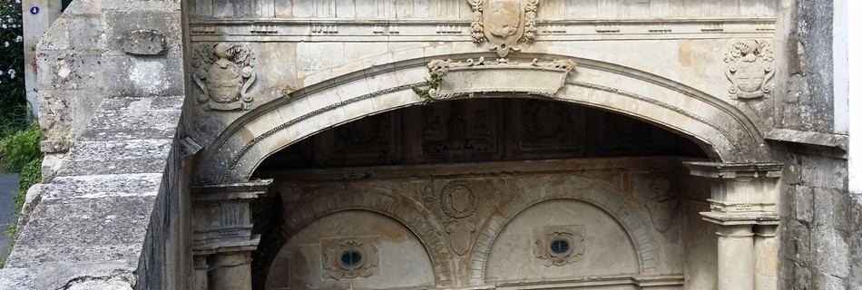 Fontaine des 4 Tias Fontenay le Comte Vendée