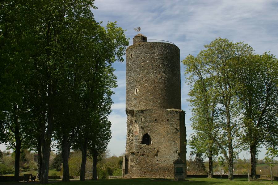 Tour Mélusine Vouvant