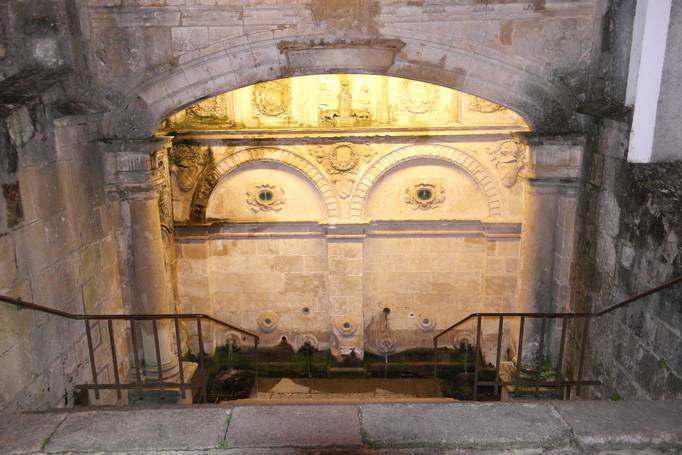 Fontaine des Quatre Tias